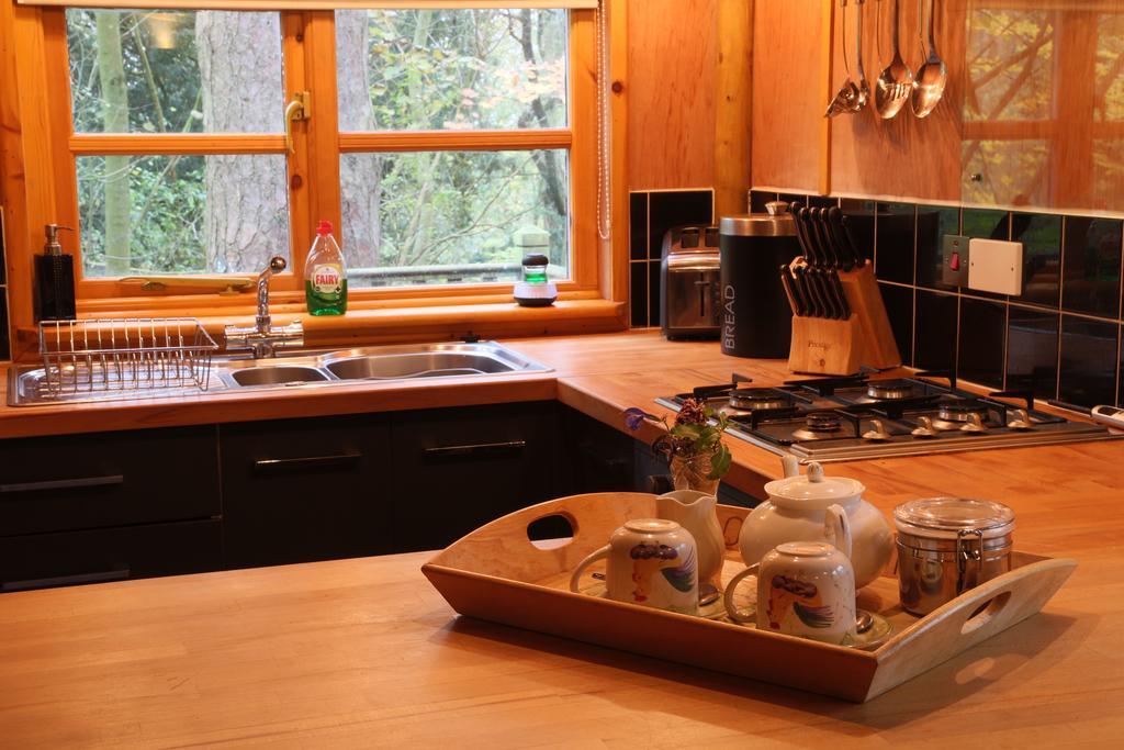 Pinetum Lodge Gloucester Szoba fotó